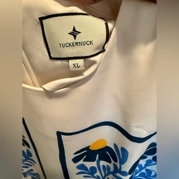 Tuckernuck Azure Vases James Dress - Picture 8 of 9